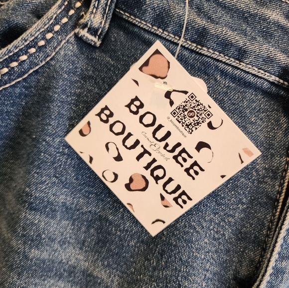 Cowgirl Jeans - Picture 5 of 7